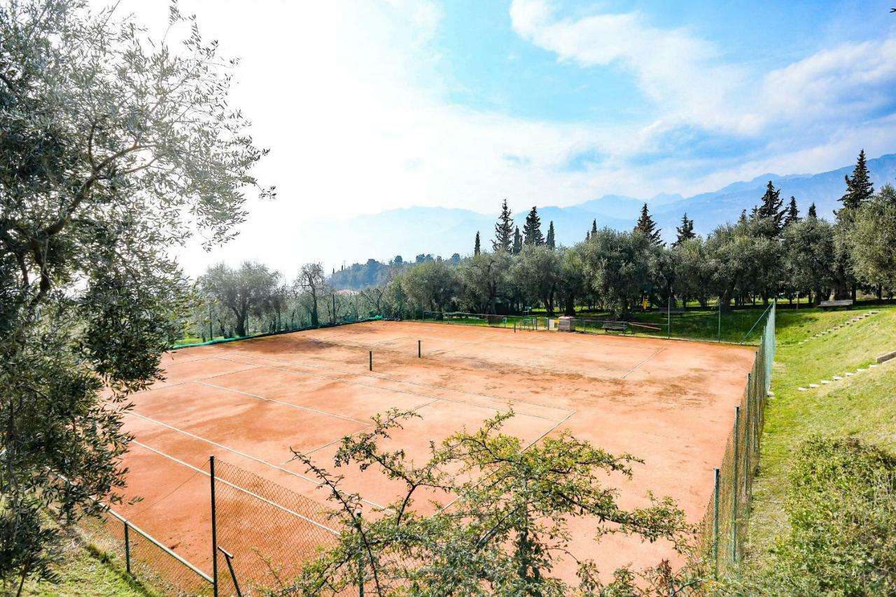 Residence Kormorano Malcesine Lake View Екстериор снимка