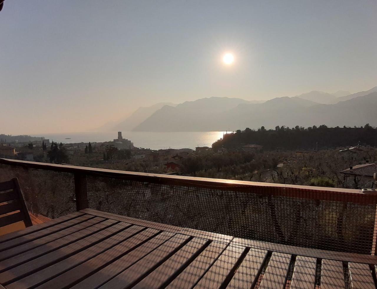 Residence Kormorano Malcesine Lake View Екстериор снимка